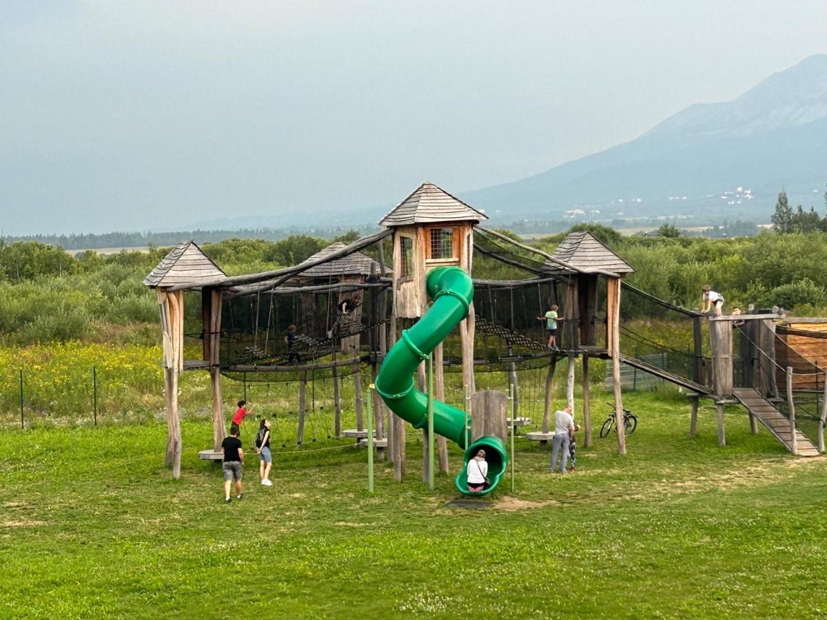 Apartliv Vel'ka Lomnica Luaran gambar